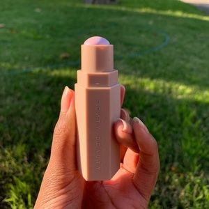 Fenty Beauty- Match Stix Shimmer SkinStick